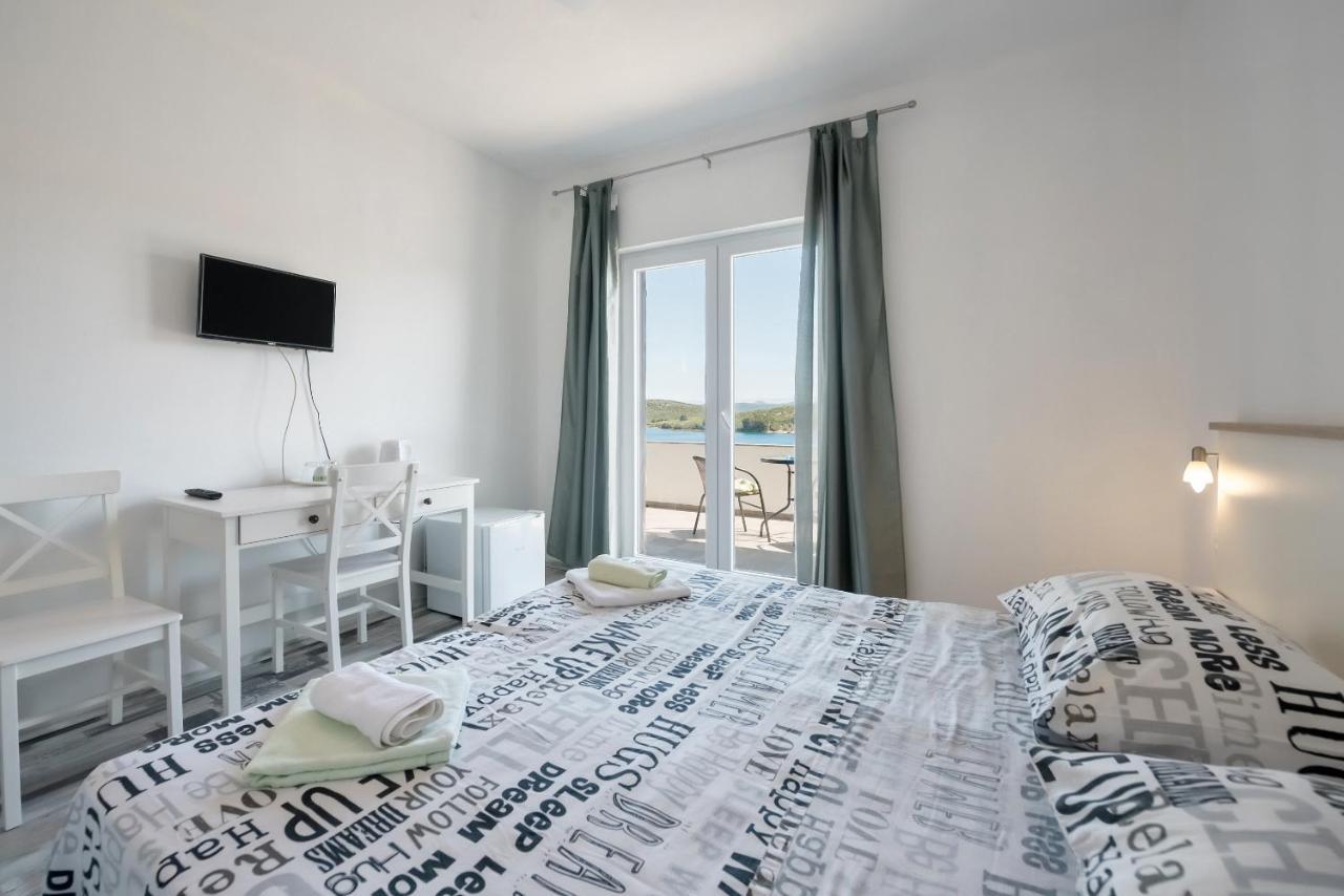 Picic Guesthouse Luka  Екстер'єр фото